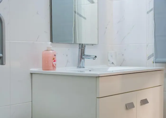 Milena's House * נאזרה