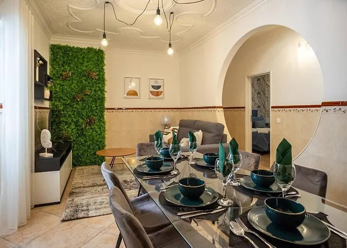 Milena's House דירה נאזרה